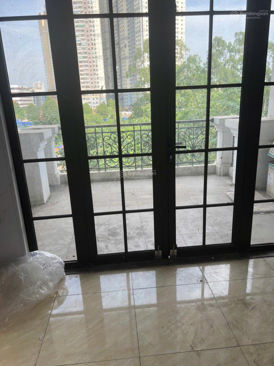Cho thuê BT 4PN, 3WC tại KĐTM Đại Kim, 20 triệu, 75m2 Cho thuê BT 4PN, 3WC tại KĐTM Đại Kim, 20 triệu, 75m2