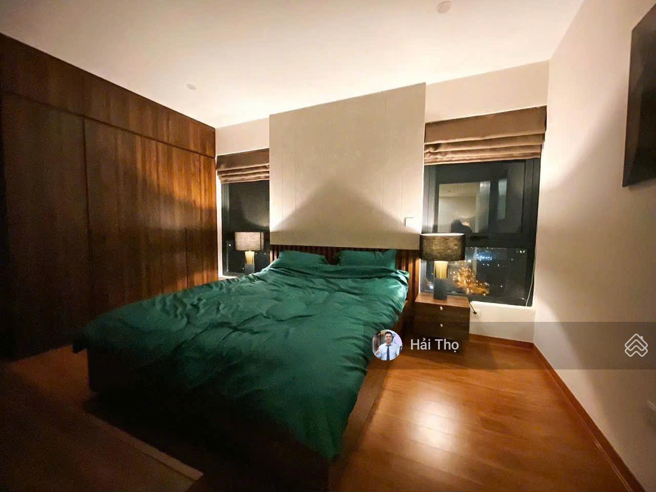 Bán căn hộ The Sun Mễ Trì căn 98m2, 3PN giá 7,2 tỷ full nội thất tầng trung, có slot ô tô, sổ đỏ