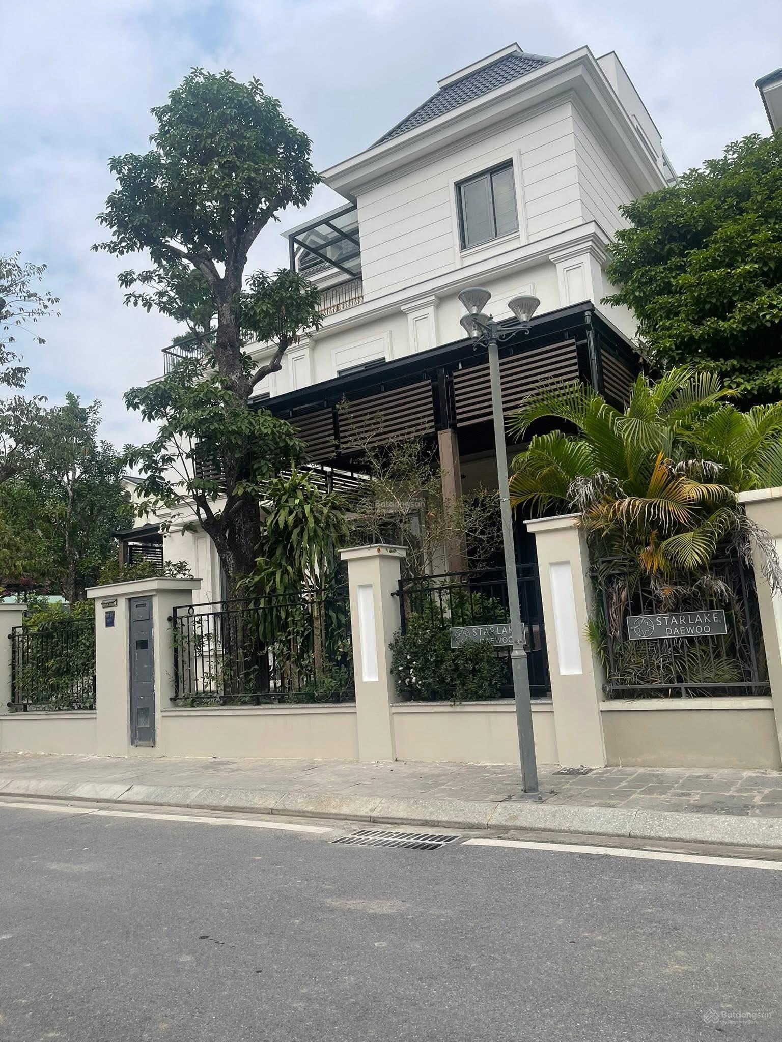 Bán biệt thự đẹp, nhiều tiện ích tại KĐT Tây Hồ Tây, 800 triệu / m2, 320 m2