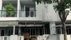 Chính chủ cho thuê nhà phố liền kề Mega Village 5x17m view hồ bơi. Nội thất cơ bản. Gọi 0982 667 ***