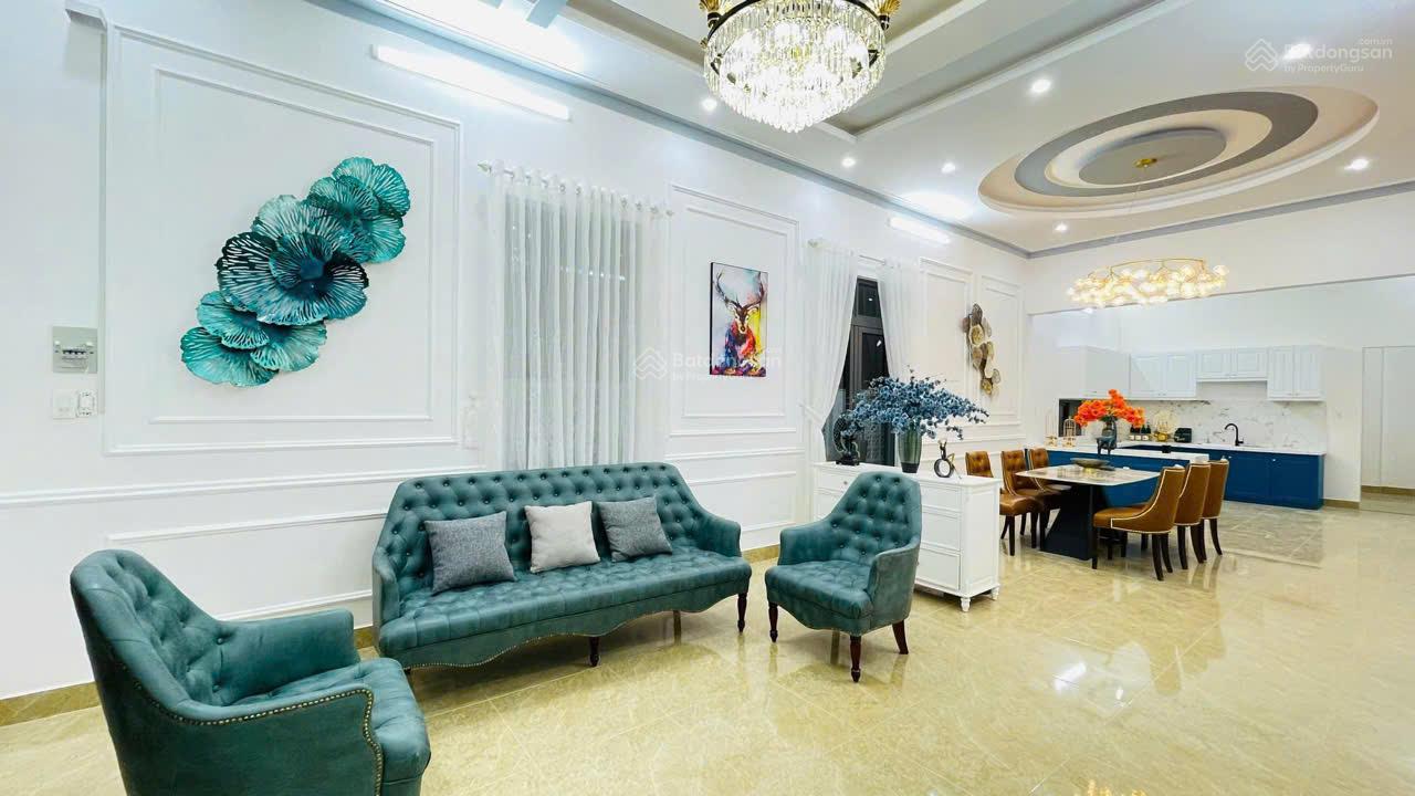 Villa 3 PN khu nhà giàu Mạc Đĩnh Chi, Phường 2, TP Bảo Lộc. Tặng full nội thất cao cấp kèm sân vườn