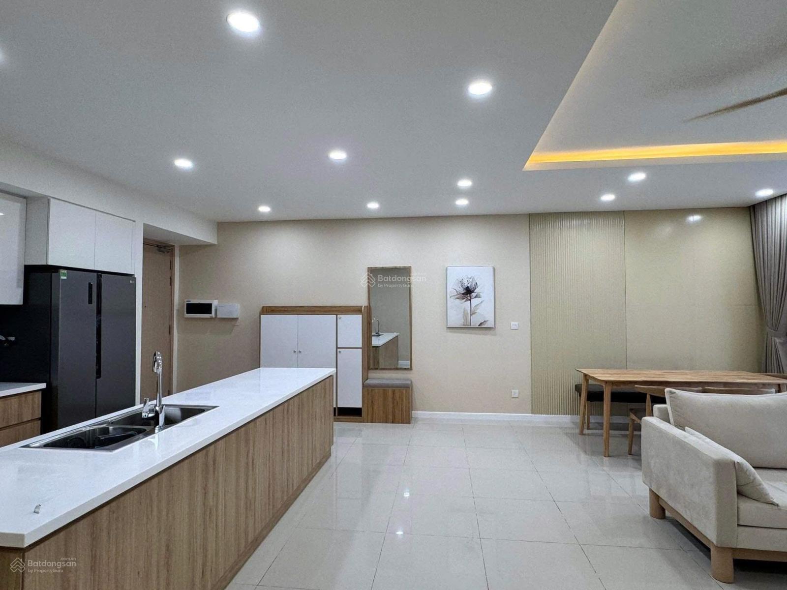 Chính chủ cần chuyển nhượng Palm Heights, 3PN - 121m2, giá: 9.250 tỷ, LH: 0932 129 ***, bao thuế phí