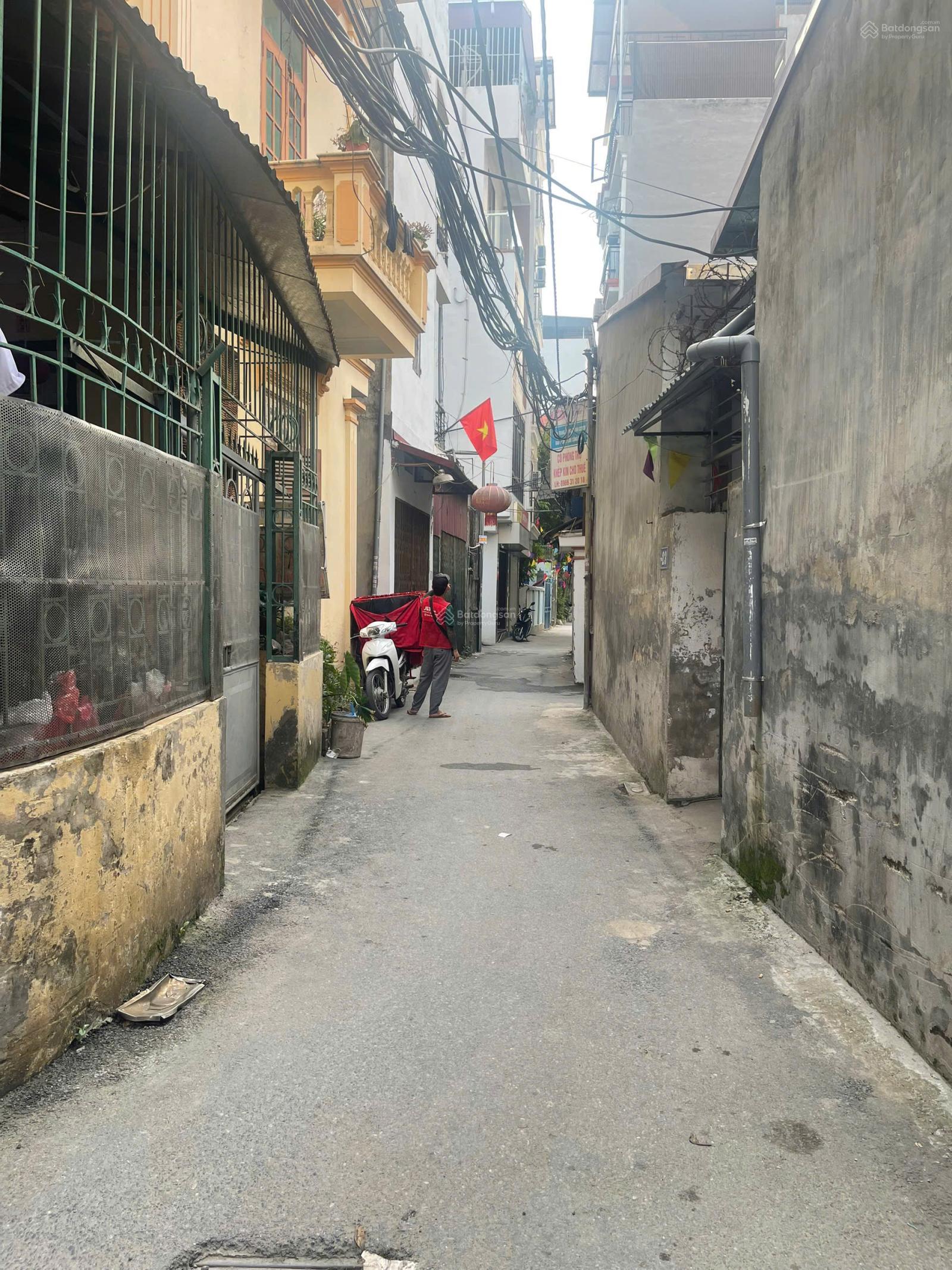 Tu Hoàng, Nhốn, Nam Từ Liêm. Bán nhà cấp 4 còn mới, DT 39m2, 114tr/m2. Ngõ 2m, MT 3.6m, gần đg ôtô
