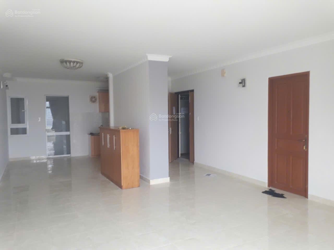 Bán gấp căn hộ Hồng Lĩnh Plaza, 3.6 tỷ, 124m2, 3PN, 2WC, KDC Trung Sơn, H. Bình Chánh, HCM