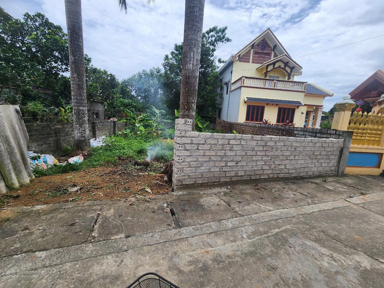 BÁN ĐẤT CỔ ĐÔNG, SƠN TÂY GIÁ RẺ GẦN TRUNG TÂM XÃ ĐƯỜNG RỘNG THÔNG THOÁNG