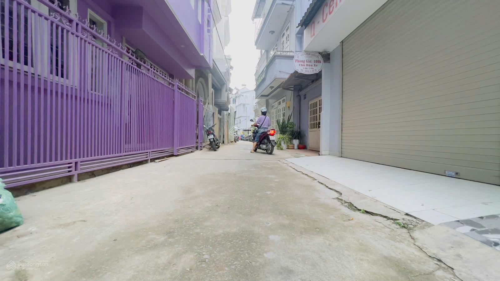 Bán nhà 10 PN Nguyễn Chí Thanh, Đà Lạt, 10.2 tỷ cách chợ đêm 200m