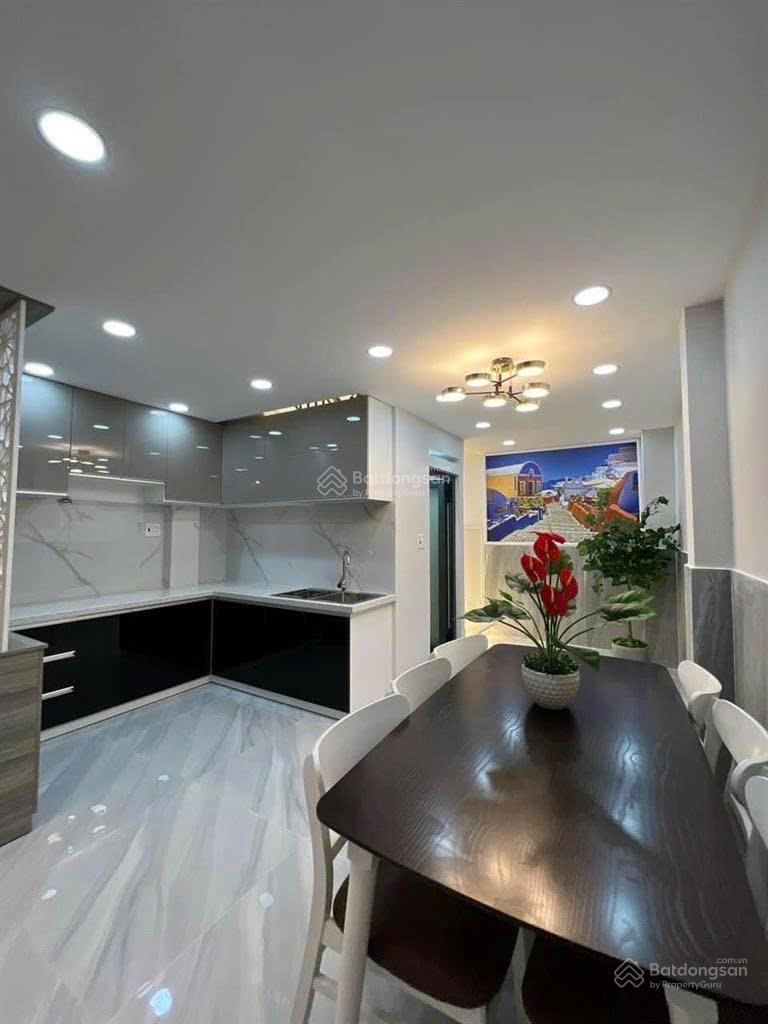 Nhà mới P15 Tân Bình 1/ Trần Thị Trọng khu phân lô HXH 50m2 x 5 tầng - 6tỷ250