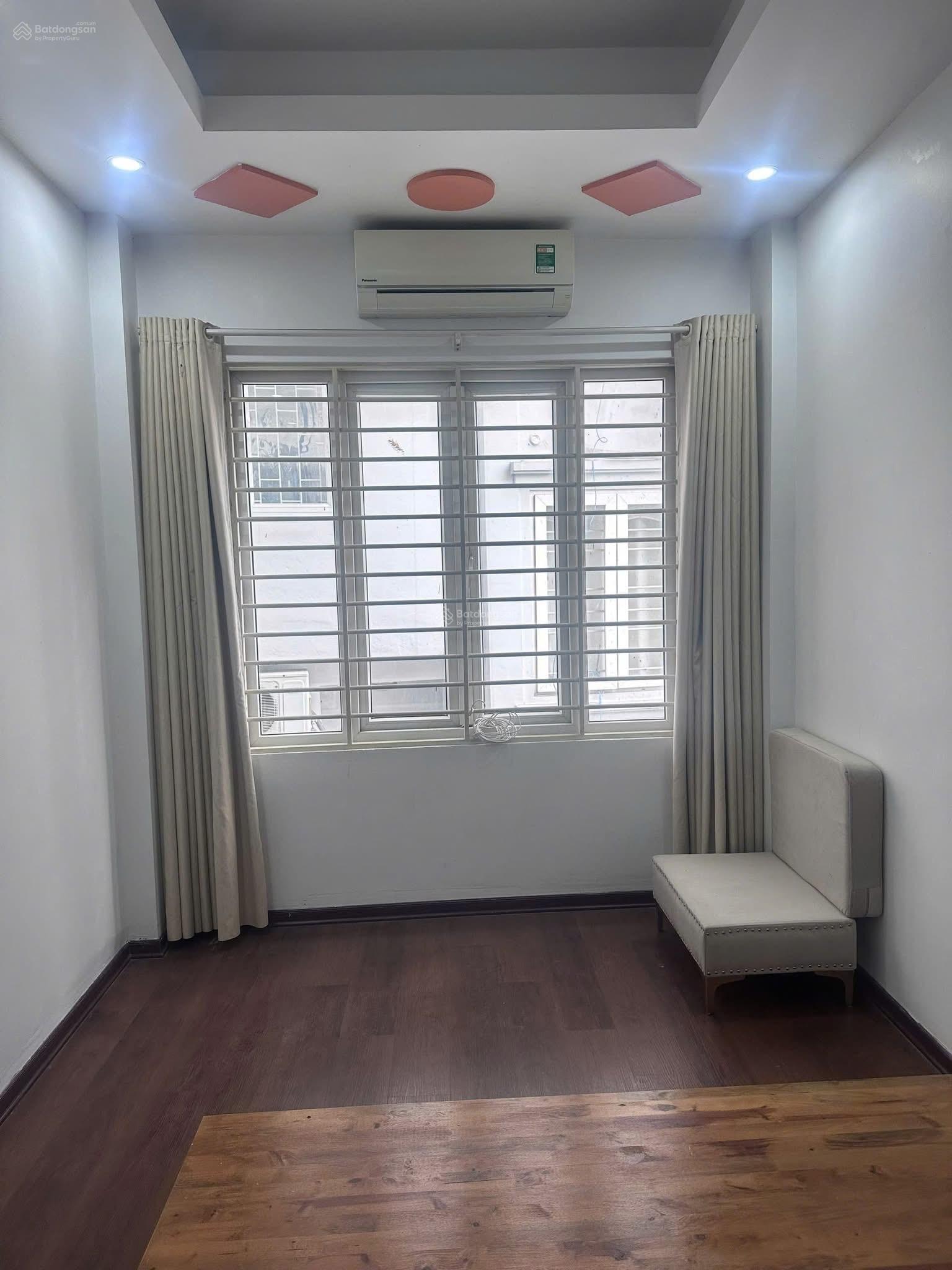 Bán gấp nhà Phú Đô 33m2x4t, ô tô 20m, nhỉnh 6 tỷ Bán gấp nhà Phú Đô 33m2x4t, ô tô 20m, nhỉnh 6 tỷ