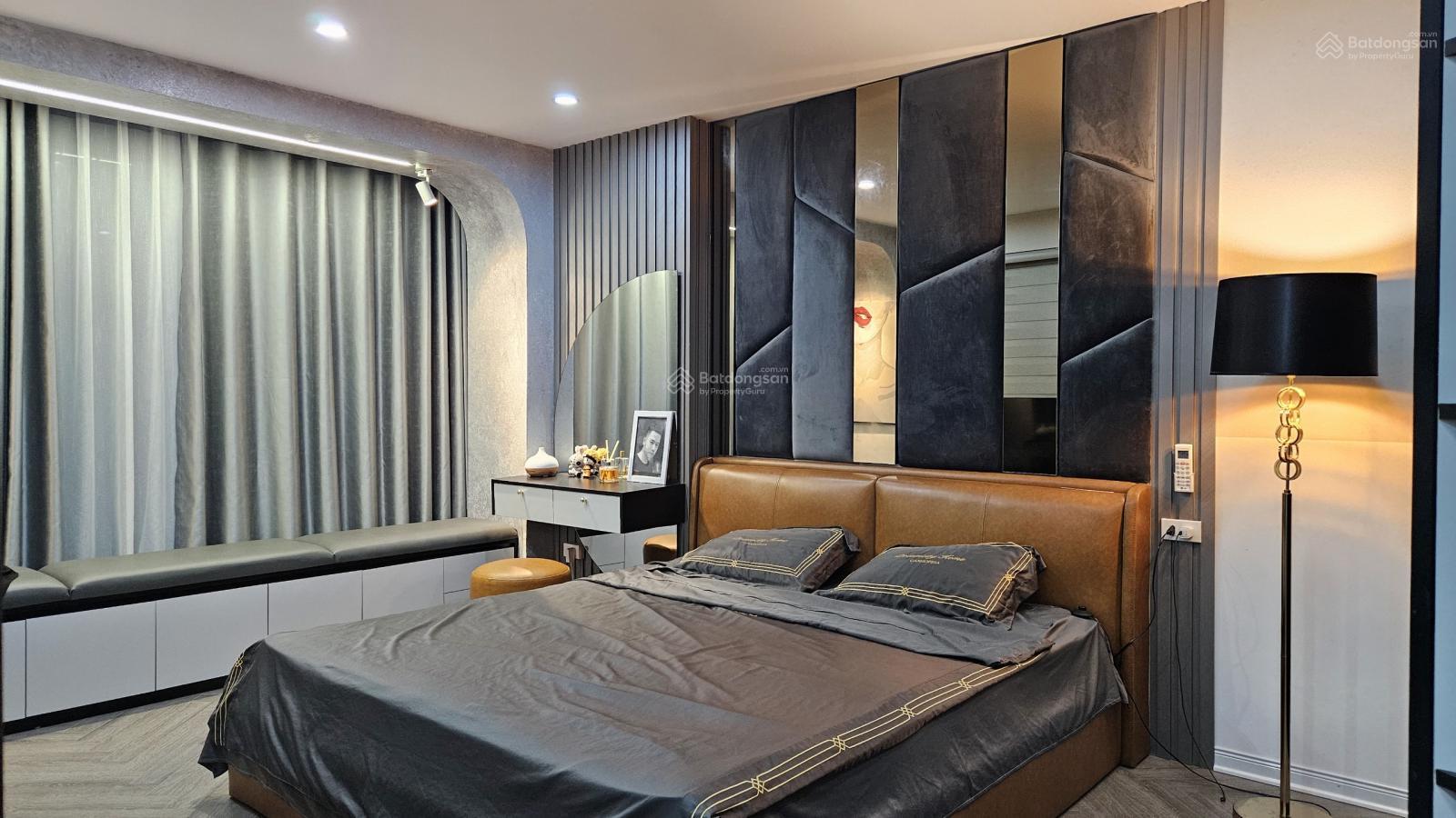 Bán căn hộ duplex tại Petrowaco 97 Láng Hạ 347m2, 5PN, 4WC view Tây Hồ cực đẹp LH: 0971 864 *** Bán căn hộ duplex tại Petrowaco 97 Láng Hạ 347m2, 5PN, 4WC view Tây Hồ cực đẹp LH: 0971 864 ***
