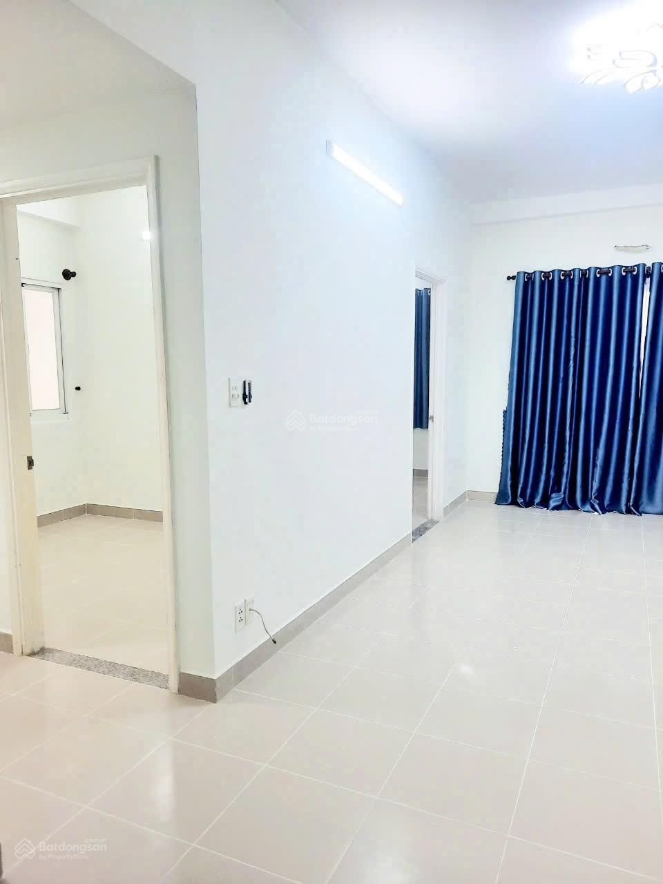 Cần bán chung cư Nguyễn Biểu Q. 5, 2PN - 2WC - có sổ hồng, giá 2,75 tỷ TL, LH: 0981 674 *** Cần bán chung cư Nguyễn Biểu Q. 5, 2PN - 2WC - có sổ hồng, giá 2,75 tỷ TL, LH: 0981 674 ***