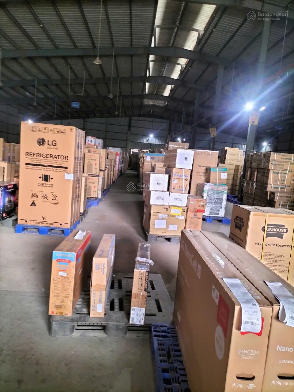 Cho thuê kho xưởng tại xã Tam Hiệp huyện Thanh Trì. Diện tích kho xưởng 5500m²