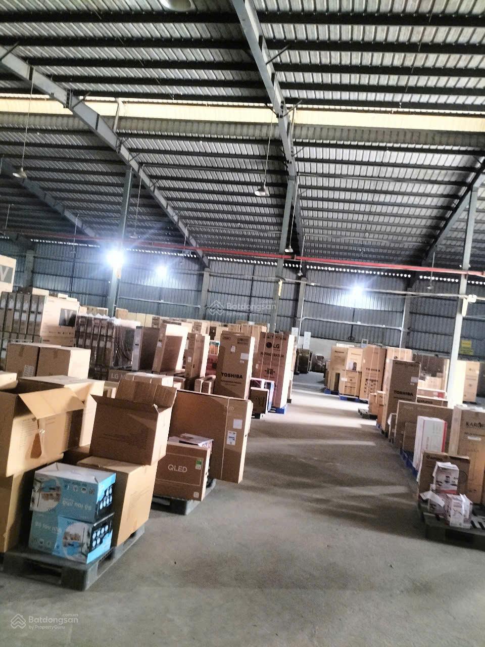 Cho thuê kho xưởng tại xã Tam Hiệp huyện Thanh Trì. Diện tích kho xưởng 5500m²
