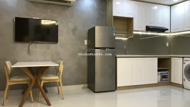 Cho thuê căn hộ văn phòng 55 mét vuông dọn vào ngay. Tại EverRich Phát Đạt Q5. Xem nhà 0912 607 ***