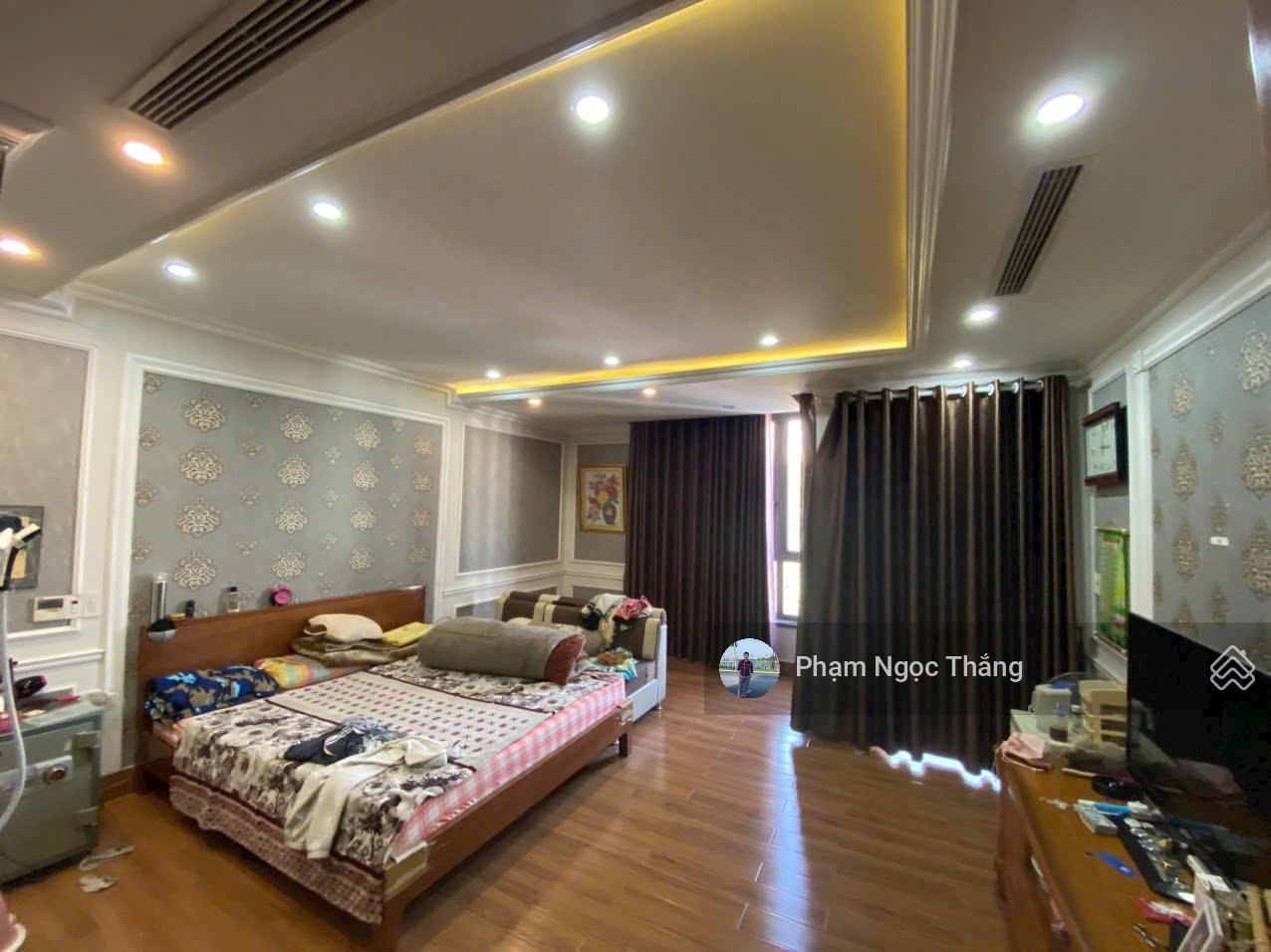 Bán nhà 6 tầng thang máy mặt phố Trần Nguyên Hãn, Lê Chân, Hải Phòng, vị trí đắc địa KD