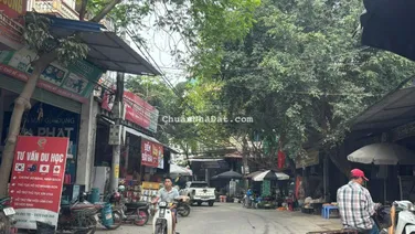 Hàng hot tài chính nhỏ gần chợ sẽ. Giá 1, x tỷ. Lô 2: 90,3m2. Lô 3: 91,7m2 - đường ô tô