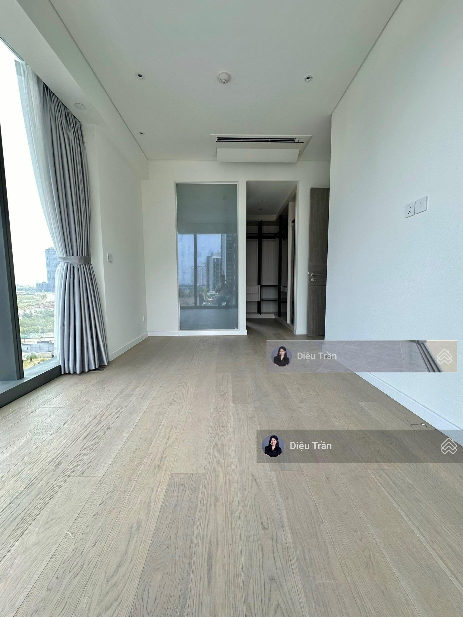 Bán gấp căn hộ góc full kính 2PN 71m2 giá tốt nhất thị trường Opera Metropole chỉ 20 tỷ