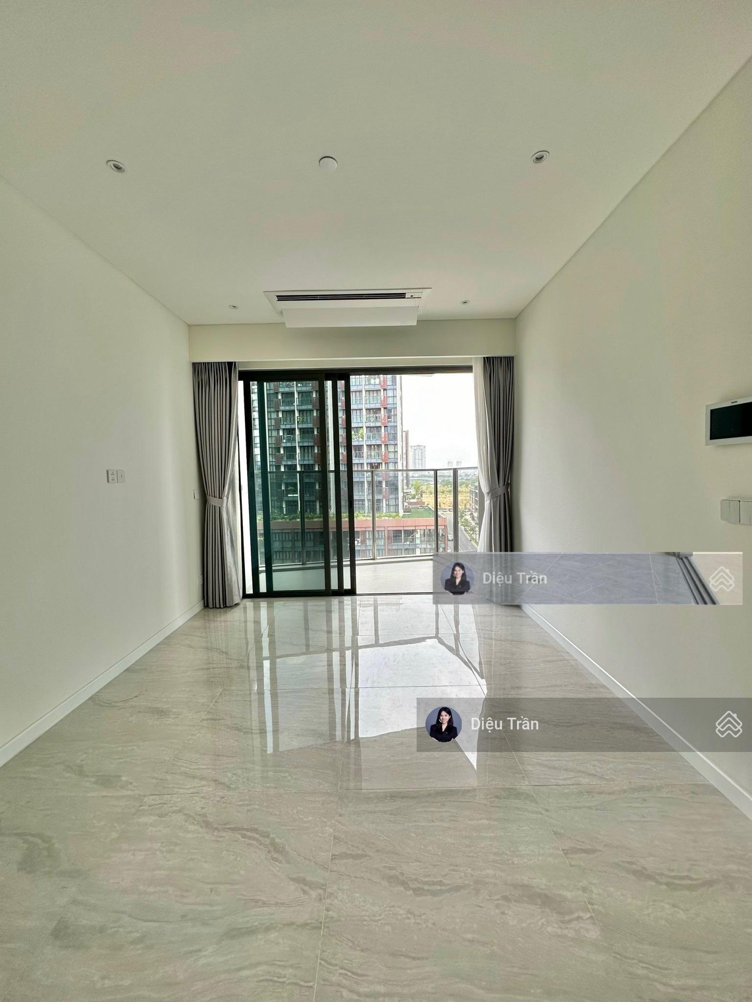 Bán gấp căn hộ góc full kính 2PN 71m2 giá tốt nhất thị trường Opera Metropole chỉ 20 tỷ