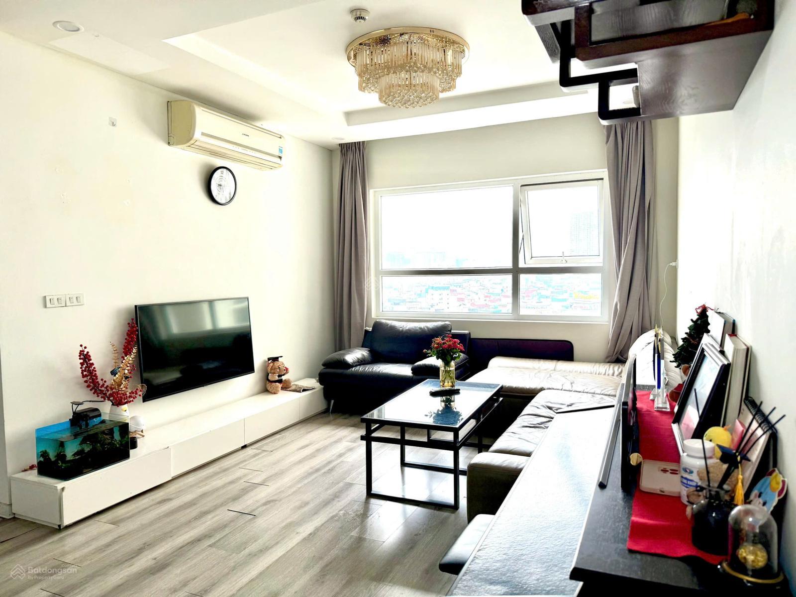 Chính chủ cần bán căn hoa hậu 2PN2VS Golden Palace 85m2, nội thất đầy đủ hướng mát giá nhỉnh 6 tỷ