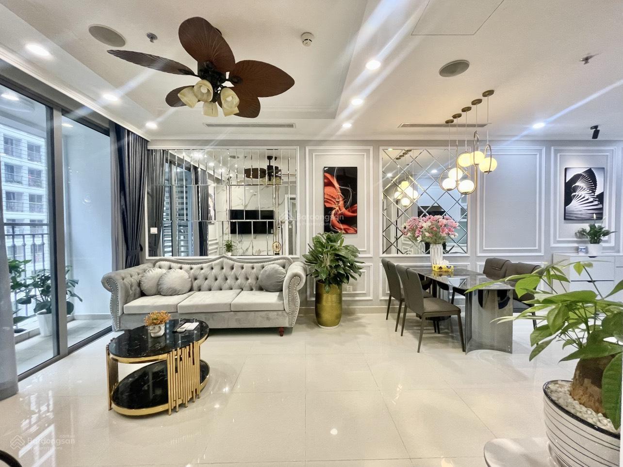 Cho thuê gấp 2 ngủ 2 WC, đầy đủ nội thất, vào ở được luôn. LH 0968 602 ***