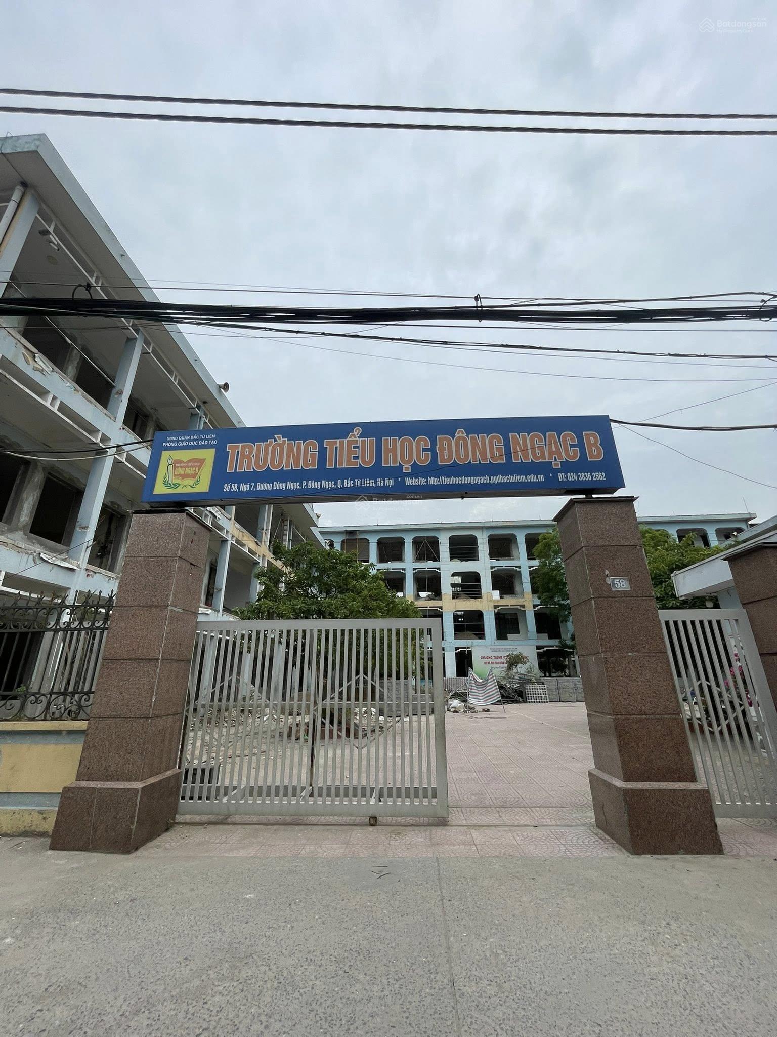 Bán nhà tại Đông Ngạc ôtô tránh, 7 tỷ, 31 m2, 1 tầng, mặt tiền 3.45m