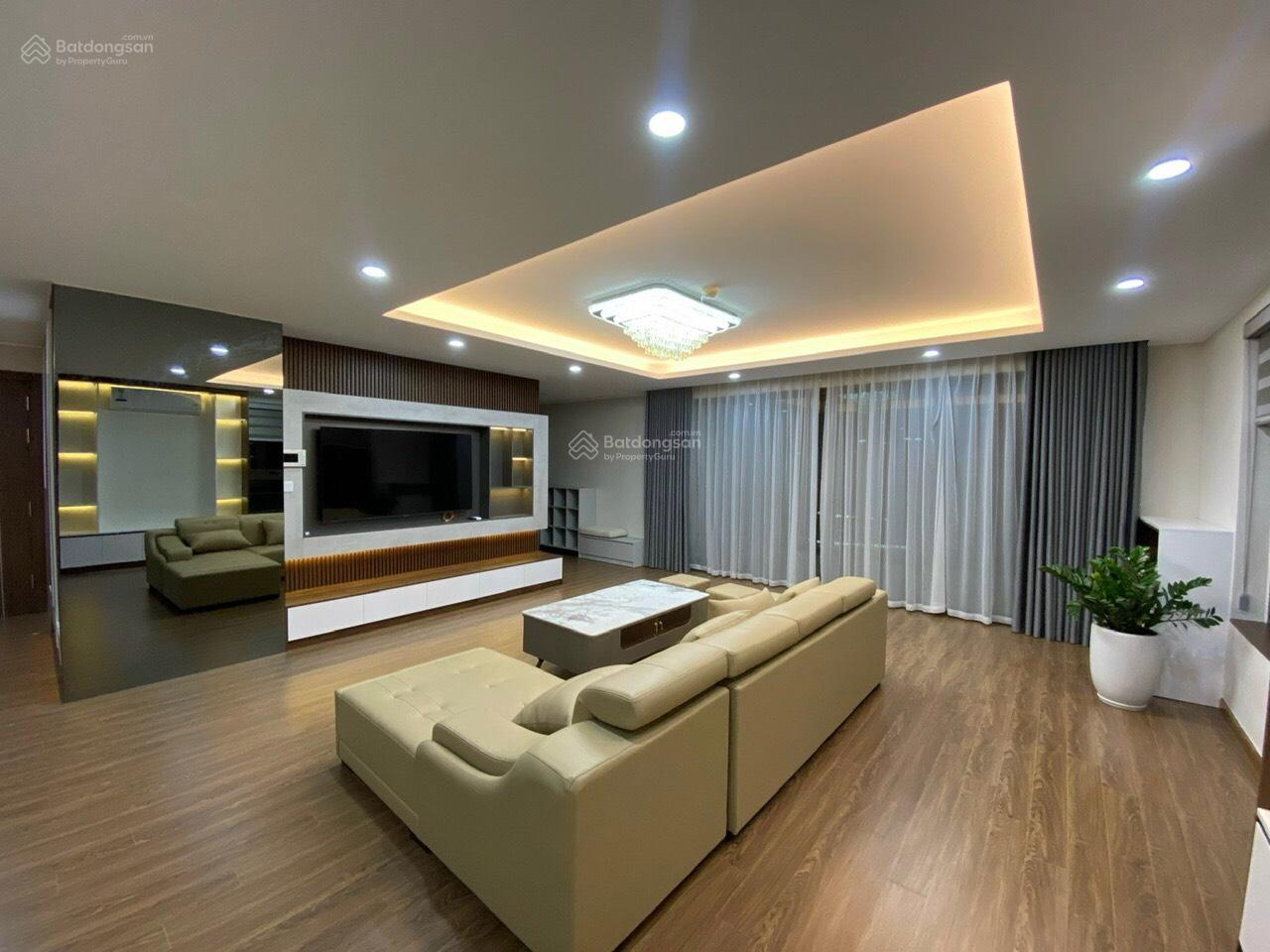 Cần bán gấp! Căn góc 4PN Udic Westlake - view Lotte Hồ Tây - mặt đường VCC - giá tốt nhất