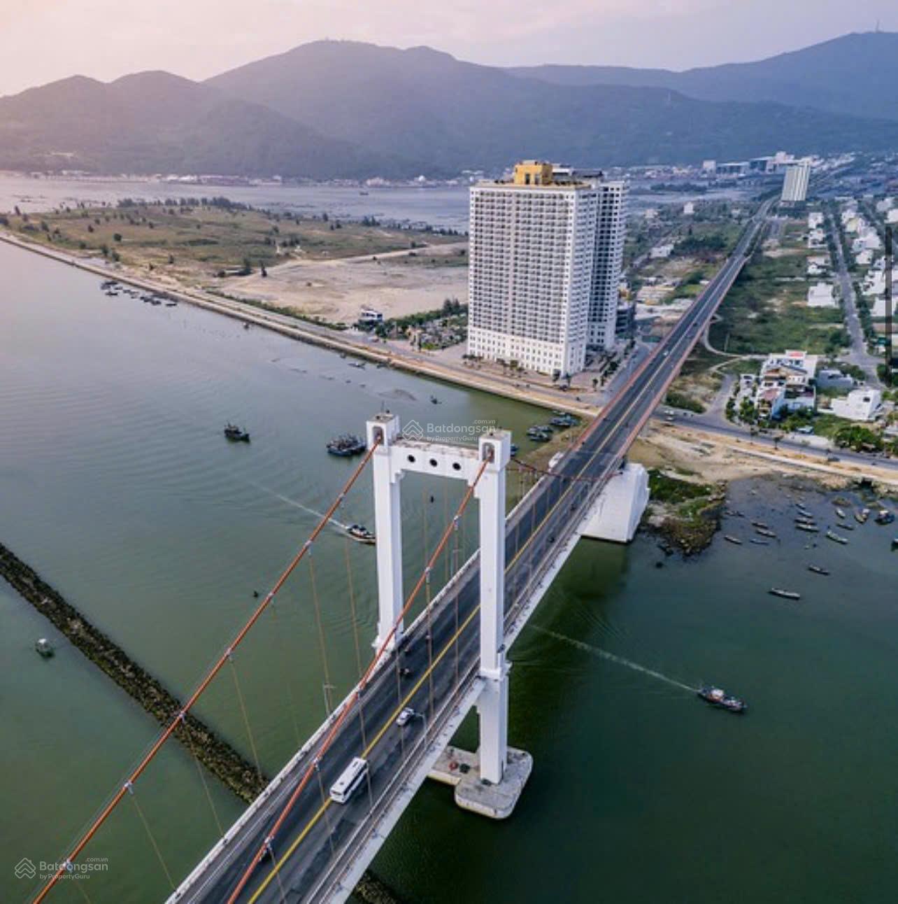 Chính chủ cần bán rẻ căn hộ 1 PN - full nội thất - view trực diện vịnh Đà Nẵng, nằm ngay sông Hàn