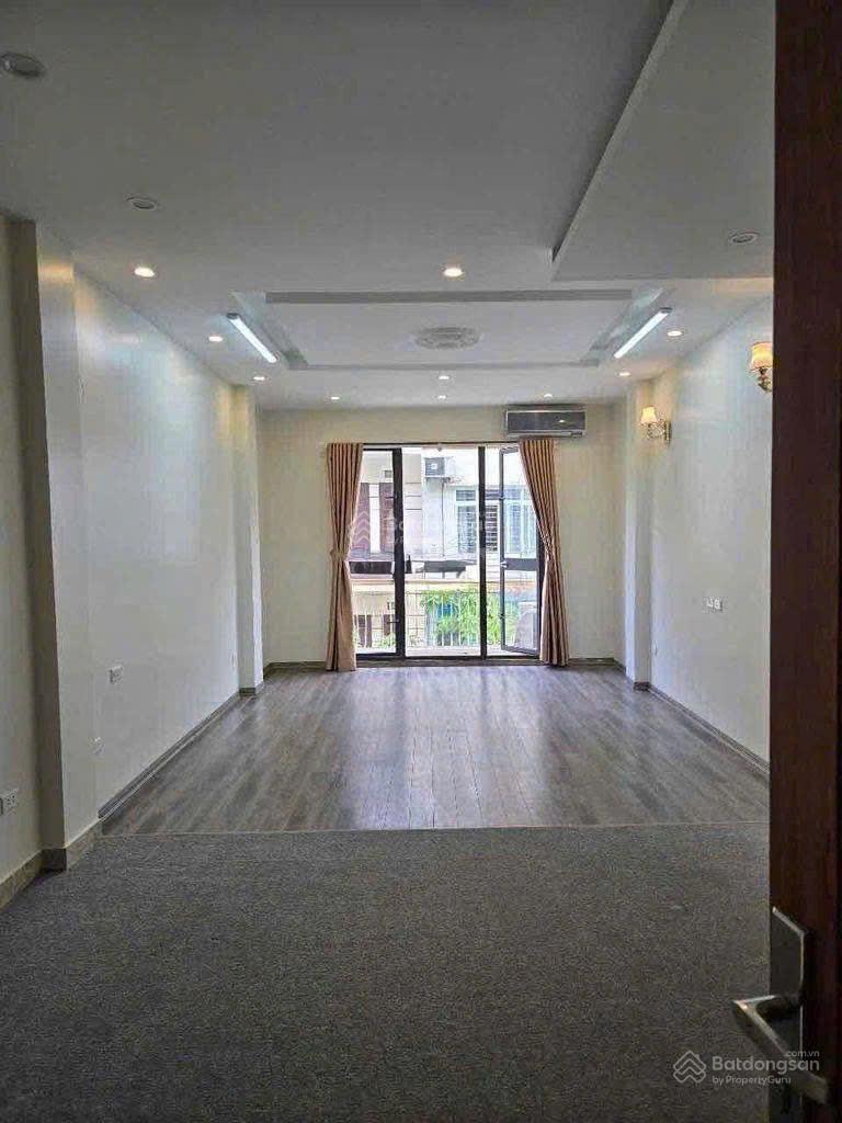 Số 56 KĐT Trung Yên, Trung Kính, Trung Hoà giá 21 triệu/th, cho thuê nhà 5 tầng rất đẹp sàn gỗ