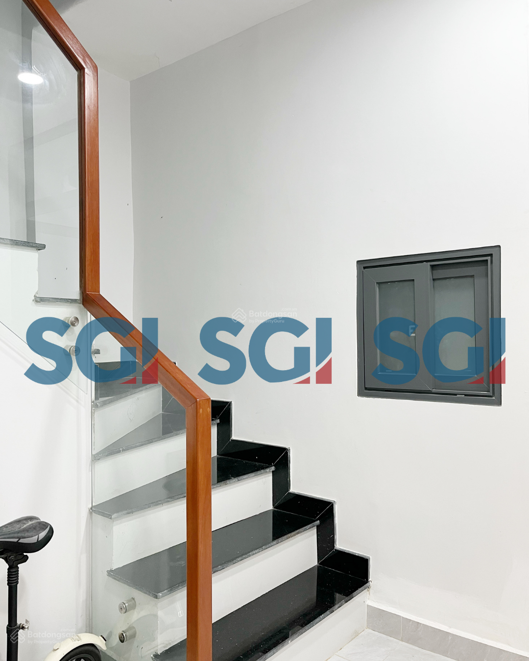Cho thuê nhà mới nguyên căn - Trần Hưng Đạo, Q1