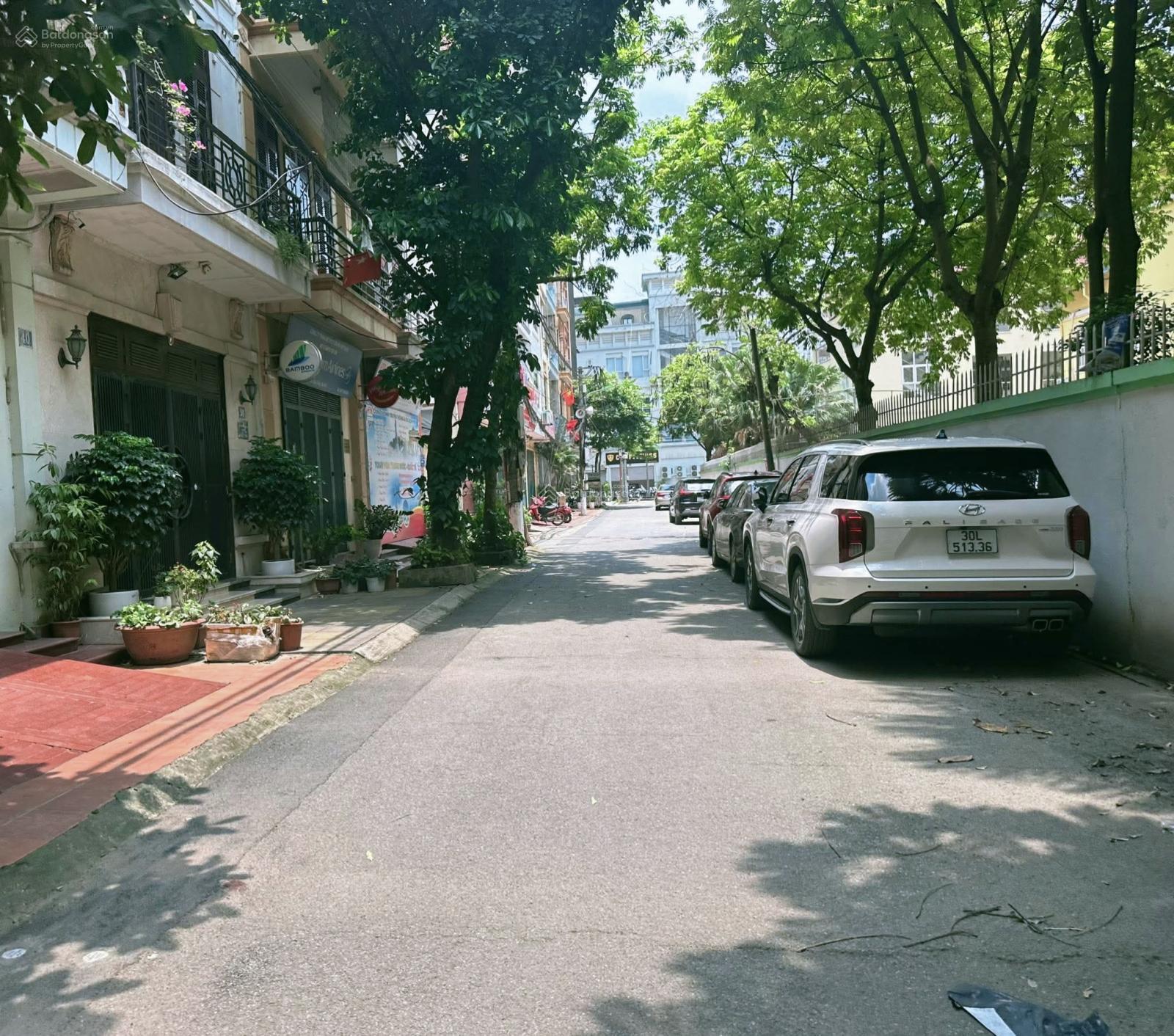 Bán nhà Cổ Nhuế, Nguyễn Đình Tứ, công viên Thực Vật, 7T thang máy, Ô tô, 55m2, pccc, giá chỉ 10 tỷ