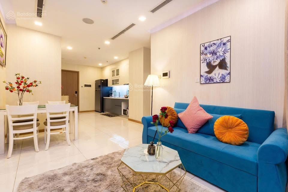 Chủ nhà kẹt tiền cần bán CHCC Sky Center giá officetel - 2pn. LH em: 0833 755 *** Chủ nhà kẹt tiền cần bán CHCC Sky Center giá officetel - 2pn. LH em: 0833 755 ***