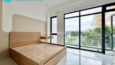 (Độc quyền) - studio mới 100% - nội thất cao cấp - ban công, cửa sổ - ngay khu Vạn Phúc City