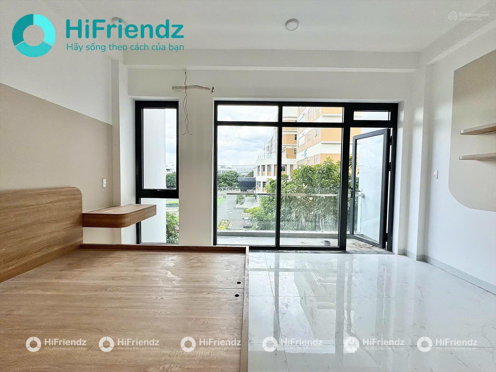 (Độc quyền) - studio mới 100% - nội thất cao cấp - ban công, cửa sổ - ngay khu Vạn Phúc City