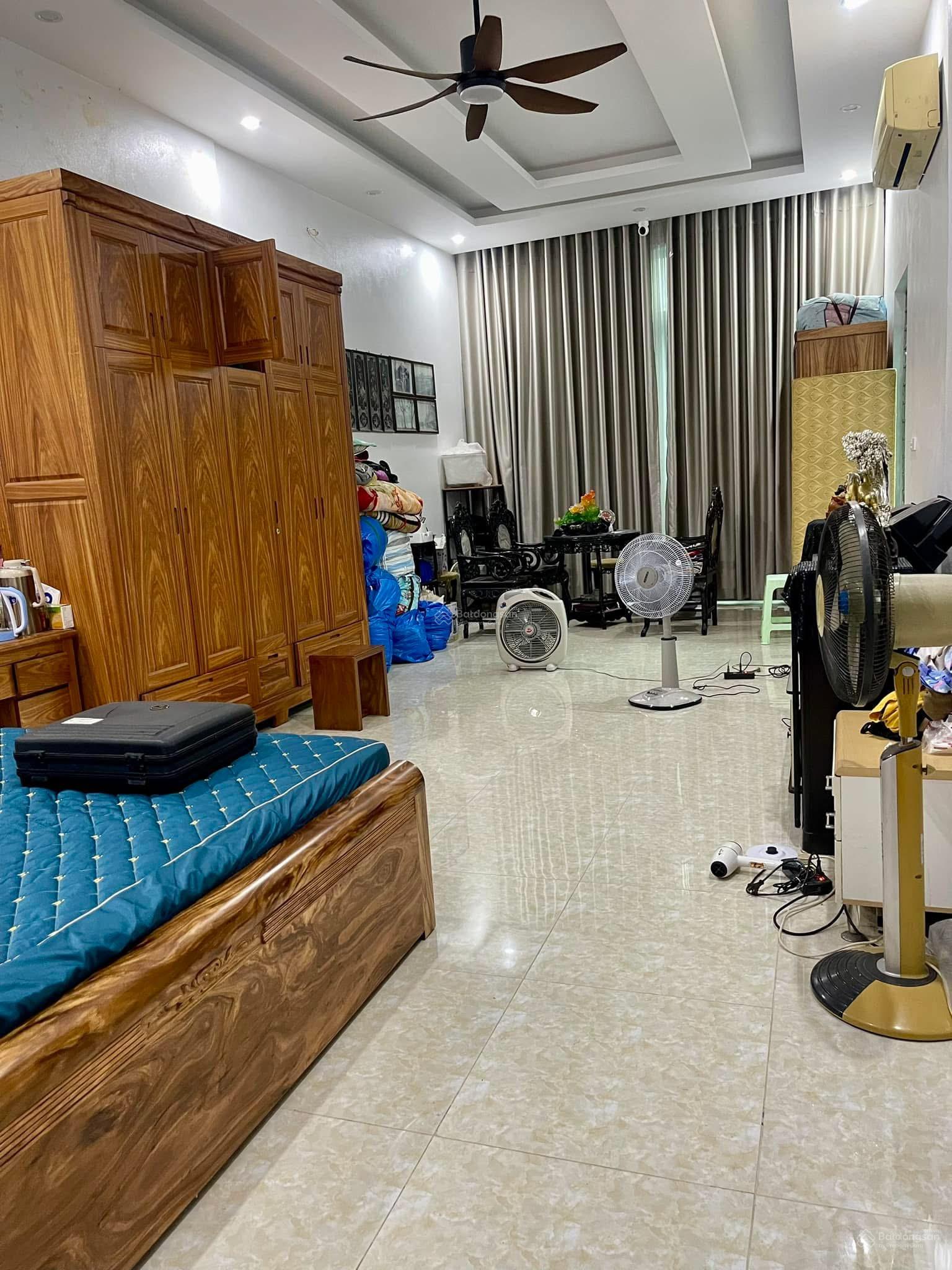 Tôi chính chủ bán nhà Hoàng Ngân - 46m2 - 20m ra ô tô - view hồ - giá tốt 9,3 tỷ