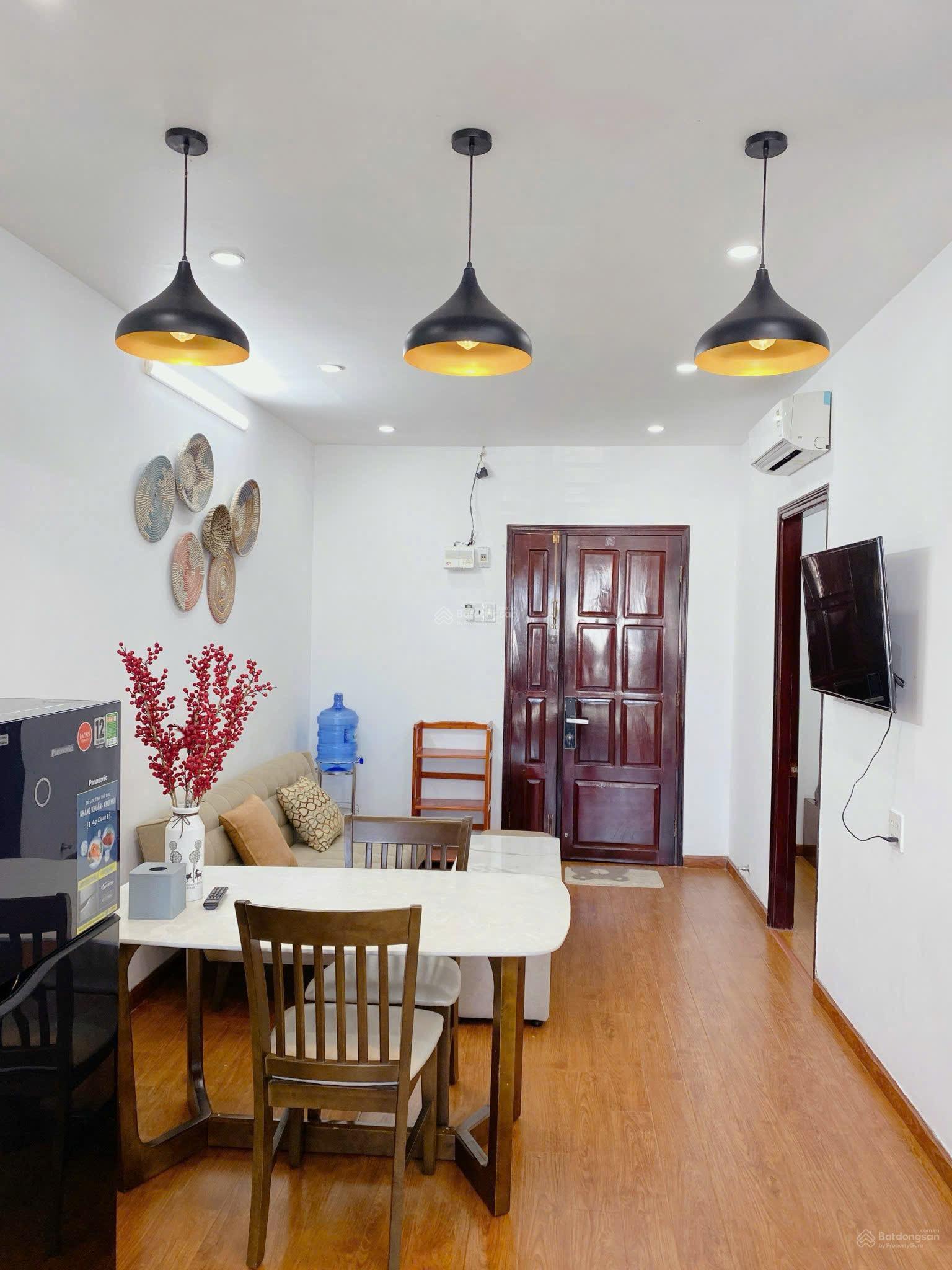 Bán căn hộ chung cư Hưng Phú Lô A, 50m2, 2 phòng ngủ full nội thất gỗ căm xe cao cấp Bán căn hộ chung cư Hưng Phú Lô A, 50m2, 2 phòng ngủ full nội thất gỗ căm xe cao cấp