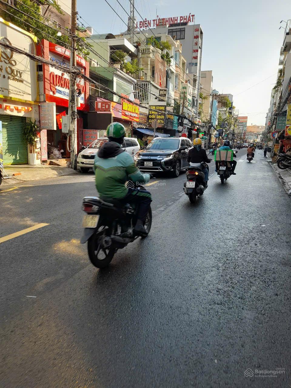 Bán Nhà chính chủ 11 - MT Nguyễn Văn Thương ̣, D1 - 4x22m-4 tầng giá 21 tỷ tl