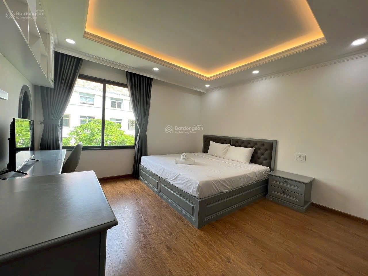 Bán nhà góc siêu vị trí Phạm Văn Nghị trung tâm Phú Mỹ Hưng Quận 7, DTSD 745m2