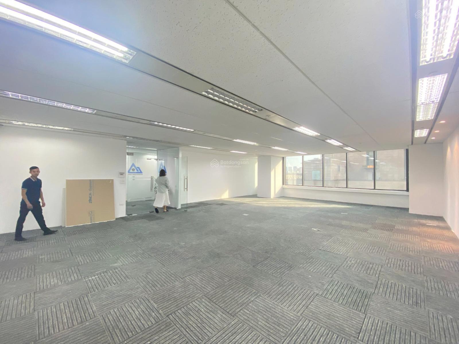 Cho thuê VP, MBKD Phố Ngọc Khánh DT từ 100m2, 1000m2 tòa nhà mới đi vào hoạt động, đầy đủ PCCC