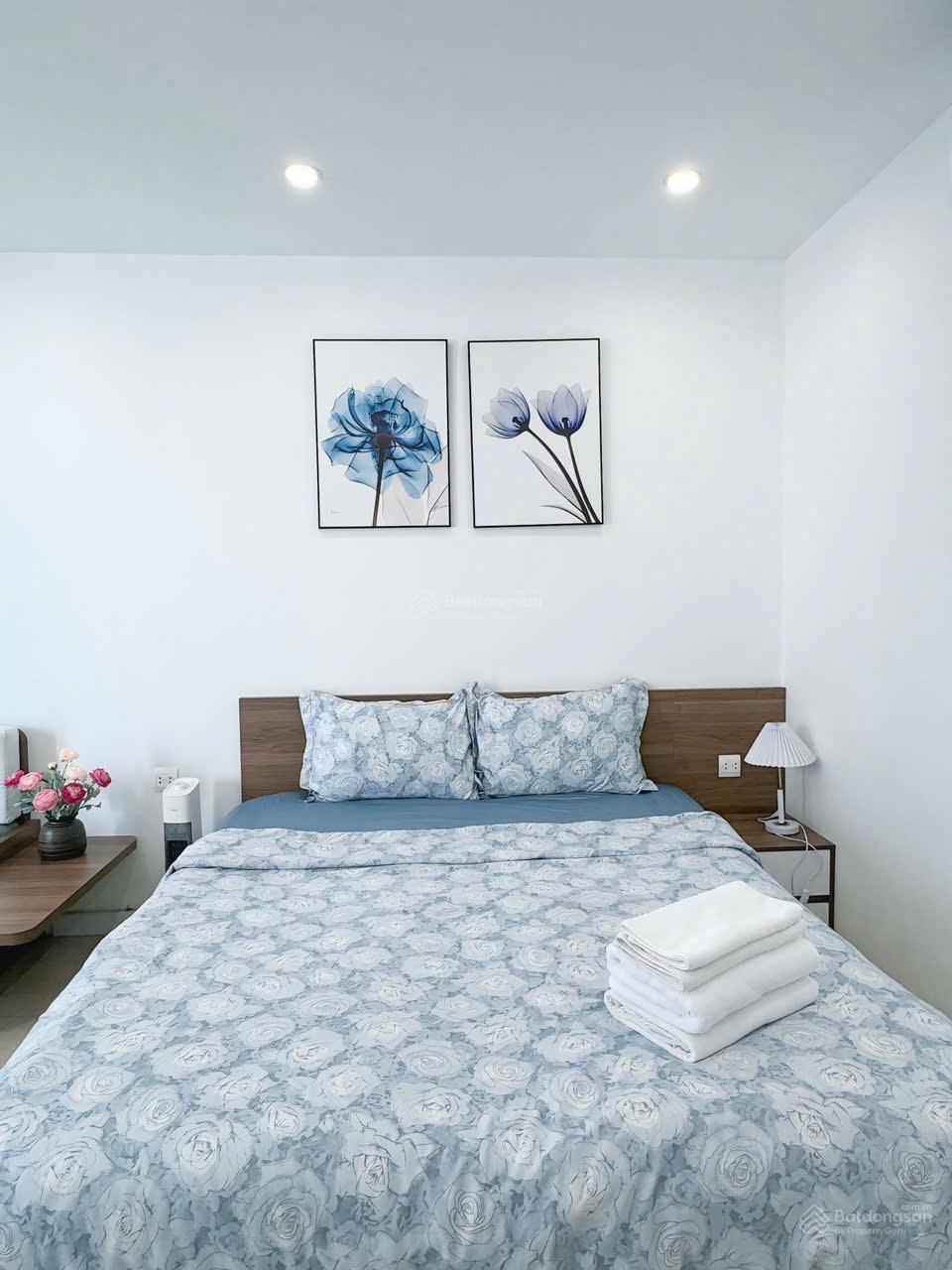 Chính chủ gửi bán căn studio tại D'Capitale - 38m2 - 3,2 tỷ - sẵn HĐ thuê 13tr - đã có sổ Chính chủ gửi bán căn studio tại D'Capitale - 38m2 - 3,2 tỷ - sẵn HĐ thuê 13tr - đã có sổ