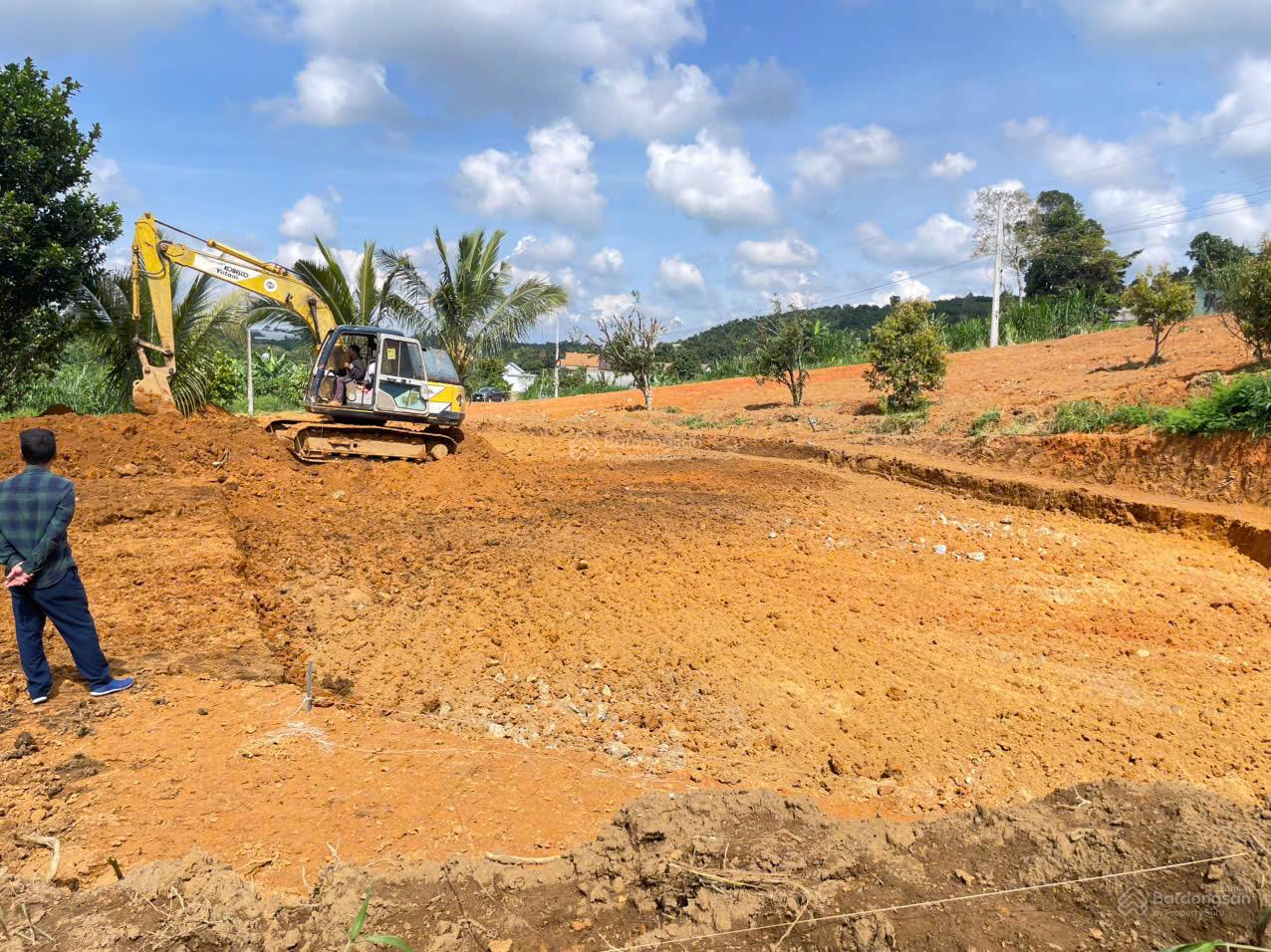 Bán đất ven hồ tại Lộc Đức, Bảo Lâm, Lâm Đồng, 5 triệu/m2 có thổ cư, sổ đỏ công chứng trong ngày Bán đất ven hồ tại Lộc Đức, Bảo Lâm, Lâm Đồng, 5 triệu/m2 có thổ cư, sổ đỏ công chứng trong ngày