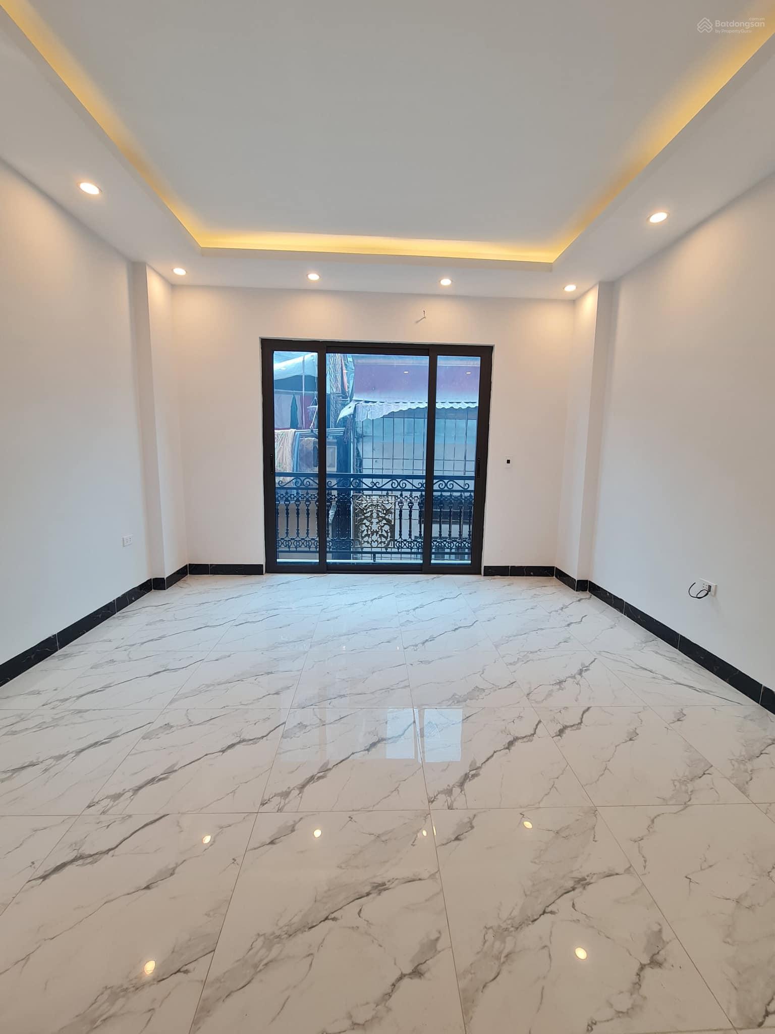 SIÊU RẺ CHỈ 5.02 TỶ-NHÀ 5TẦNG, 20M RA ĐƯỜNG QUYẾT THẮNG OTÔ ĐI (TRONG ĐÊ TỔ 8 YÊN NGHĨA) 0945 134 ***