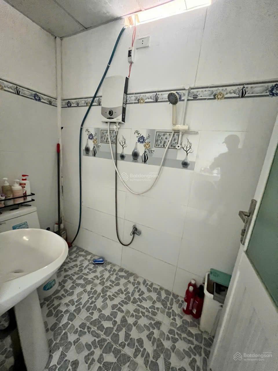 Bán nhà Thống Nhất giá rẻ 2 mặt thoáng