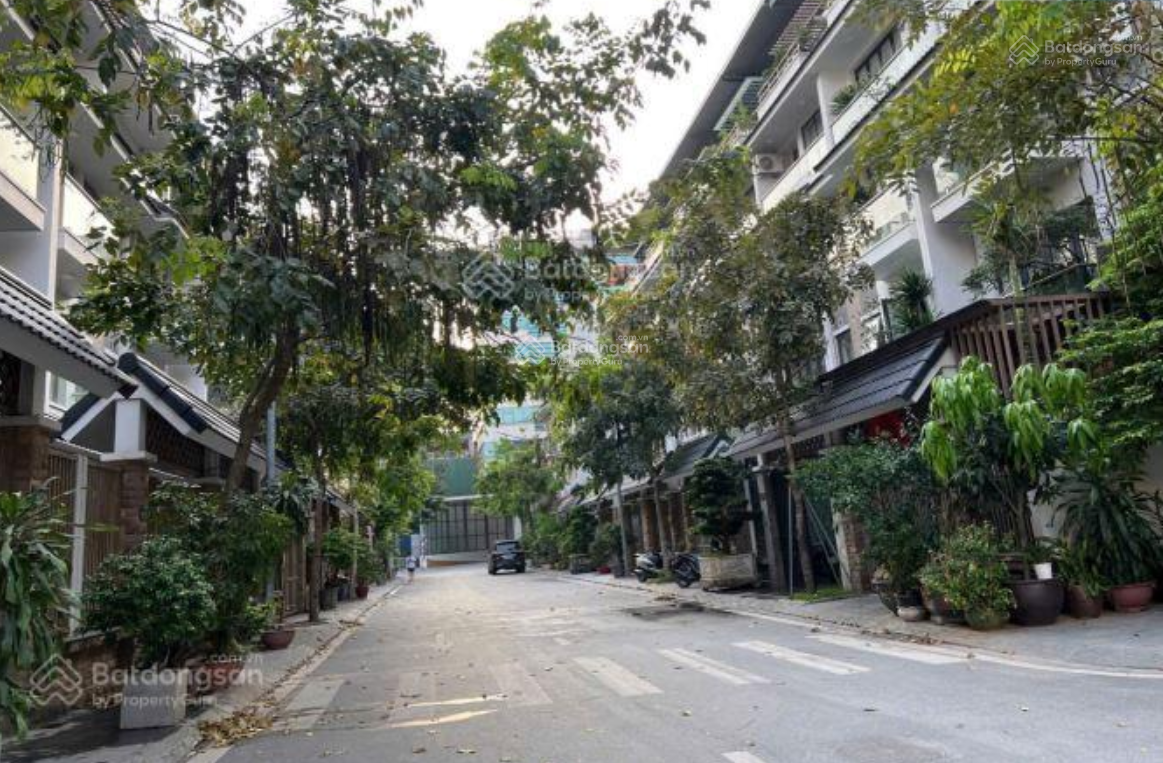 Nhà đẹp - sổ phân lô - ô tô tránh - vỉa hè rộng - kinh doanh - hiếm rất ít nhà bán