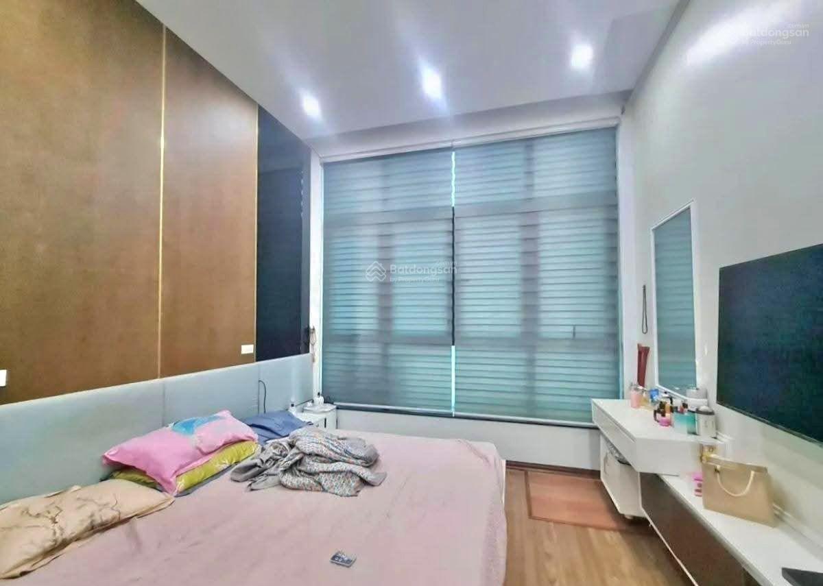 Chỉ 430tr/m2 Nguyên Hồng 23.8 tỷ 55m2 kinh doanh ô tô tránh đỗ vỉa hè