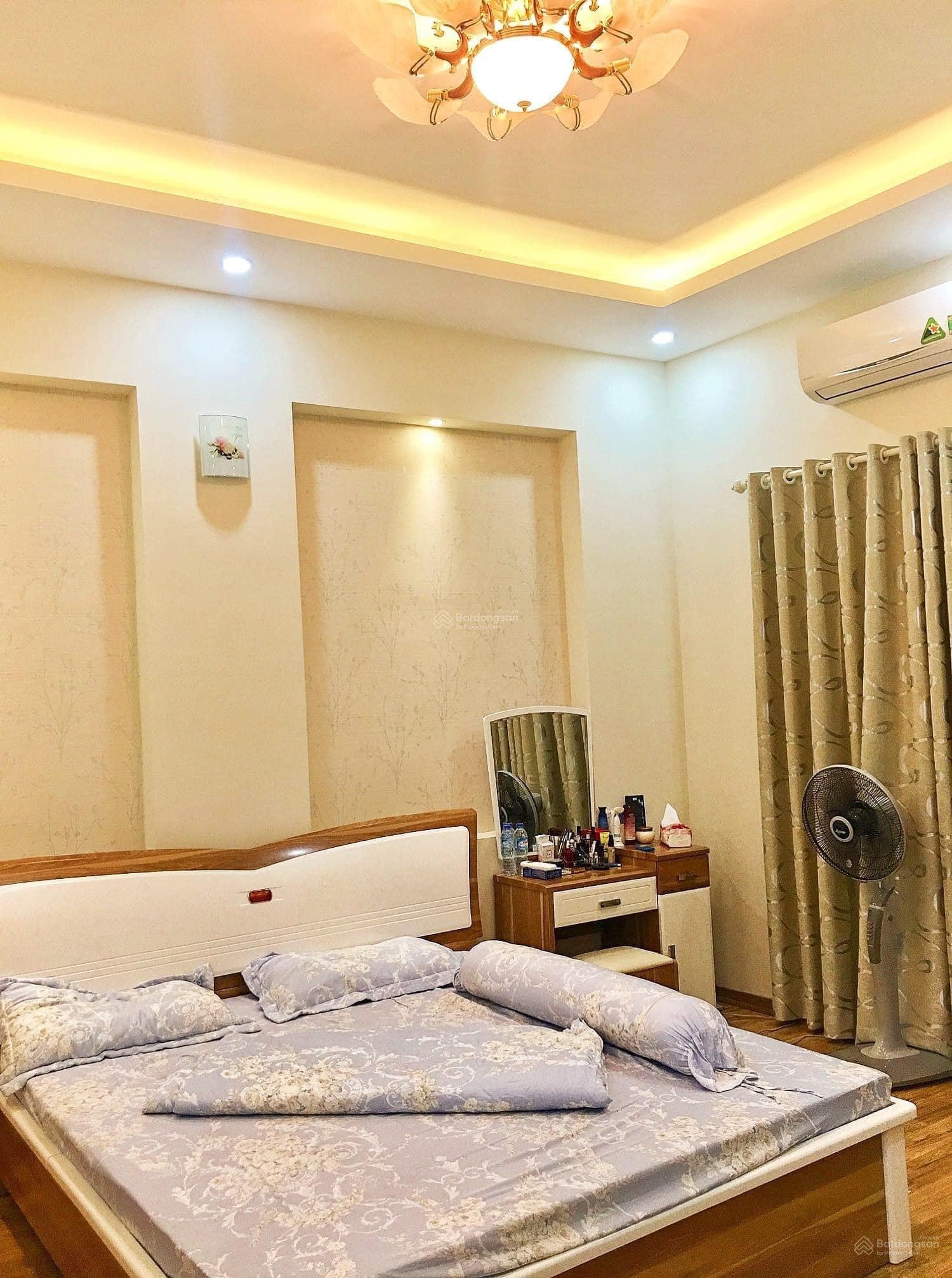 Bán căn hộ chung cư 24T tại Trung Hòa Nhân Chính, 8,4 tỷ, 125m2, 3PN, 2WC