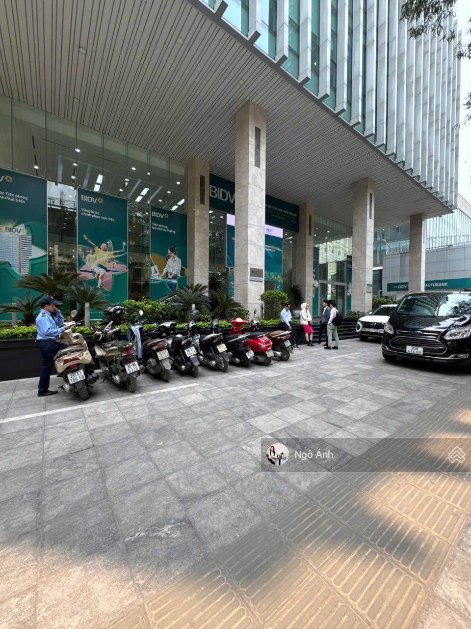 Bán nhà khu 7.2 ha Vĩnh Phúc - 11 phòng cho thuê - doanh thu 50 triệu/tháng - ngõ rộng - 0948 044 ***