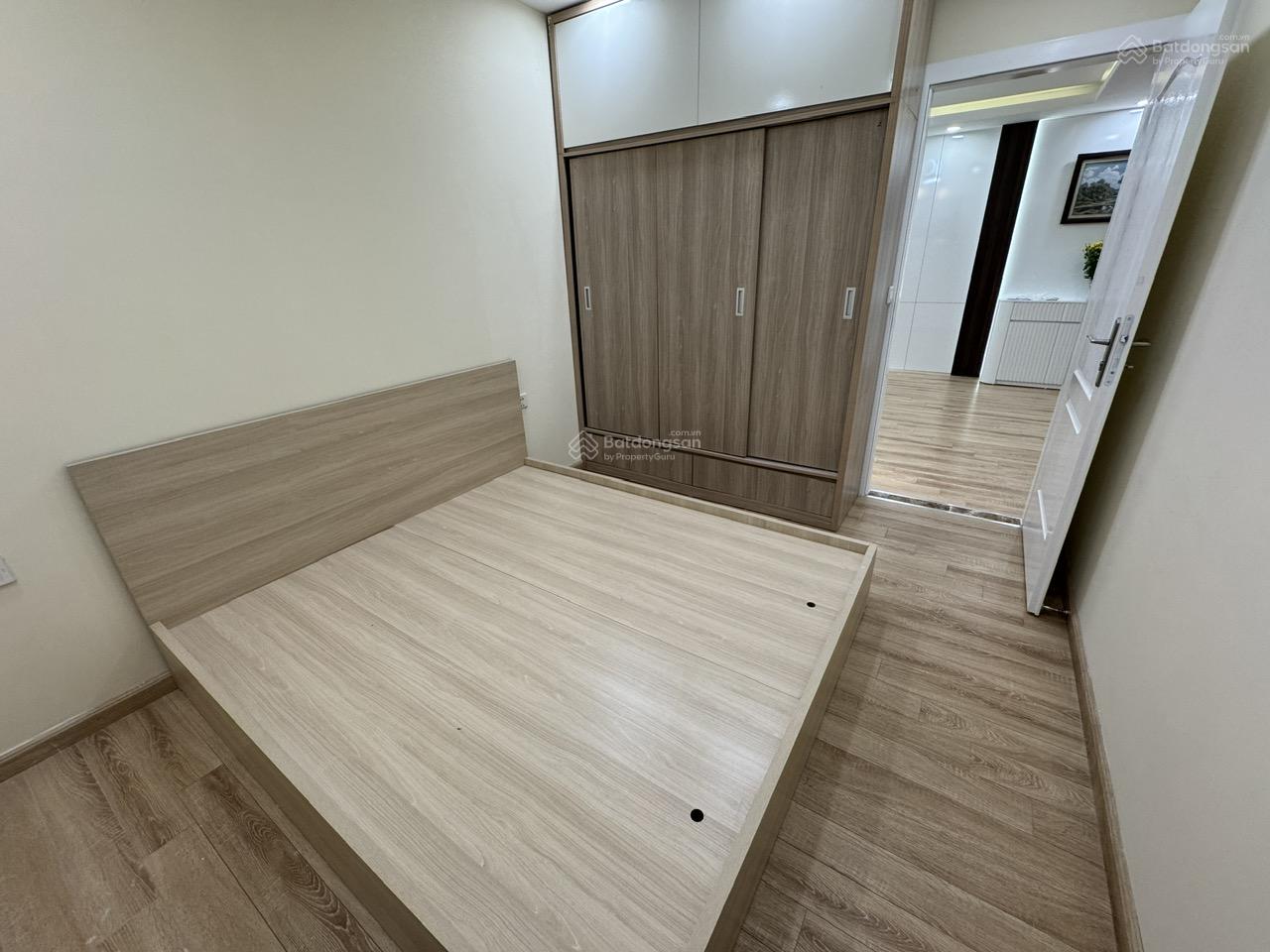 Mình cần bán căn 3PN 112m2 giá 7,1xtỷ chung cư Imperial Plaza 360 Giải Phóng LH 0983 339 ***