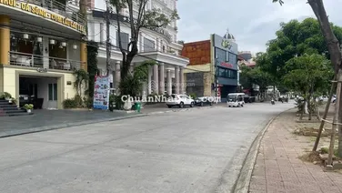 Cần bank bán gấp nhà mặt phố Duyên Hải - Lào Cai