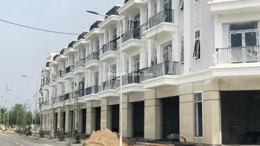 Chính chủ bán nhà phố 1T2L DT 240m2 SHR giá 2.850tỷ KDC Thắng Lợi Central Hill Gò Đen Bến Lức LA