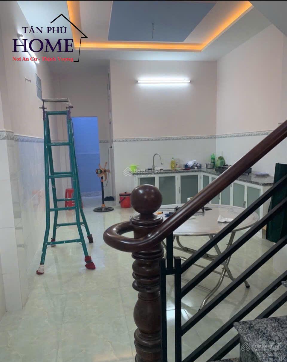 Nhà chính chủ, khu dân trí cao, hẻm 6m Tân Quý - Tân Sơn Nhì, 4 X 17m, 2 tấm 2PN + 2WC Nhà chính chủ, khu dân trí cao, hẻm 6m Tân Quý - Tân Sơn Nhì, 4 X 17m, 2 tấm 2PN + 2WC