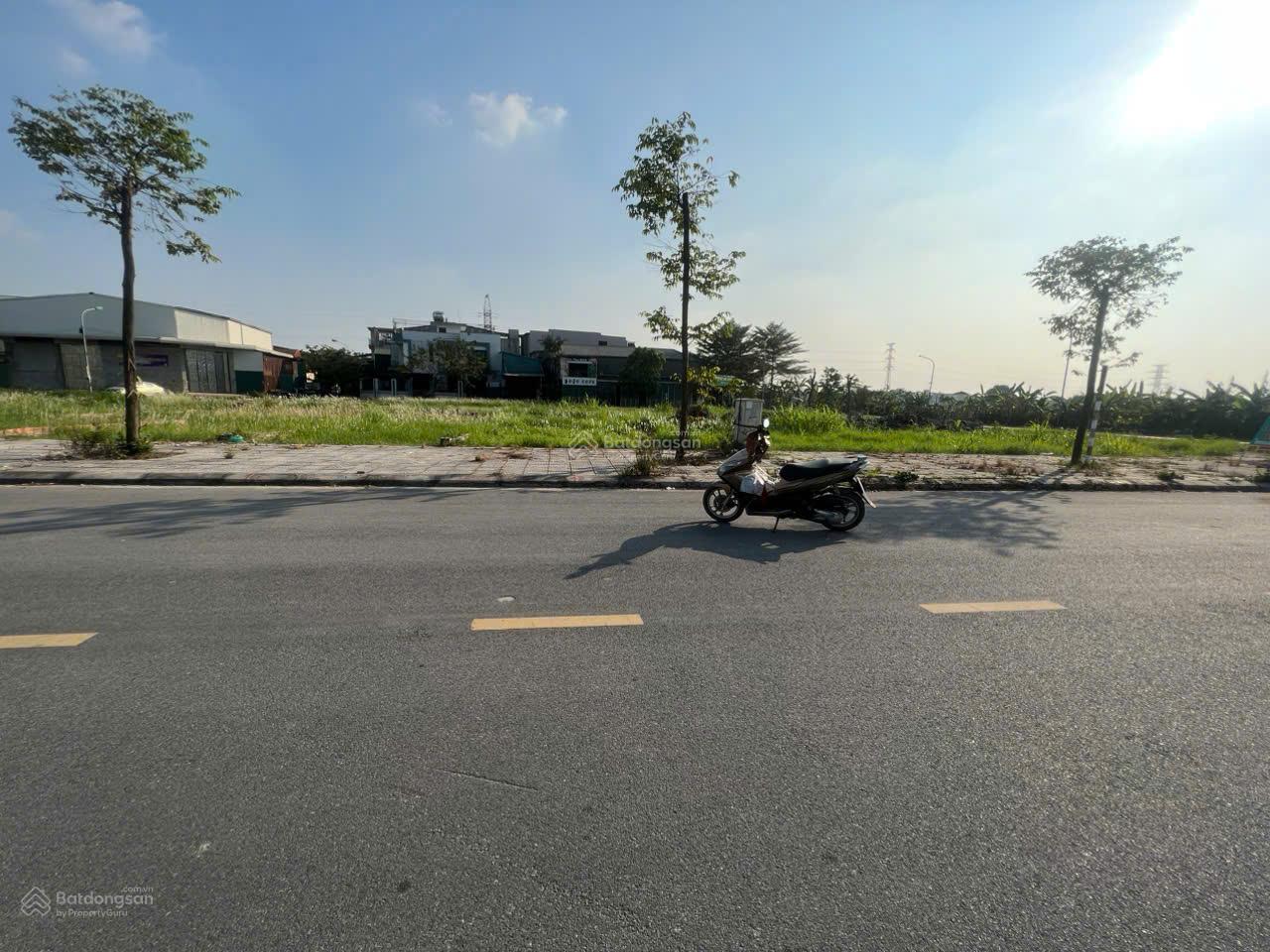 Bán đất nền Bảo Long New City, 4,1 tỷ, 100m2, tiện ích đầy đủ